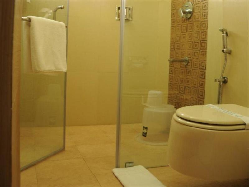 Sree Bharani Hotels Tirunelveli Exteriör bild