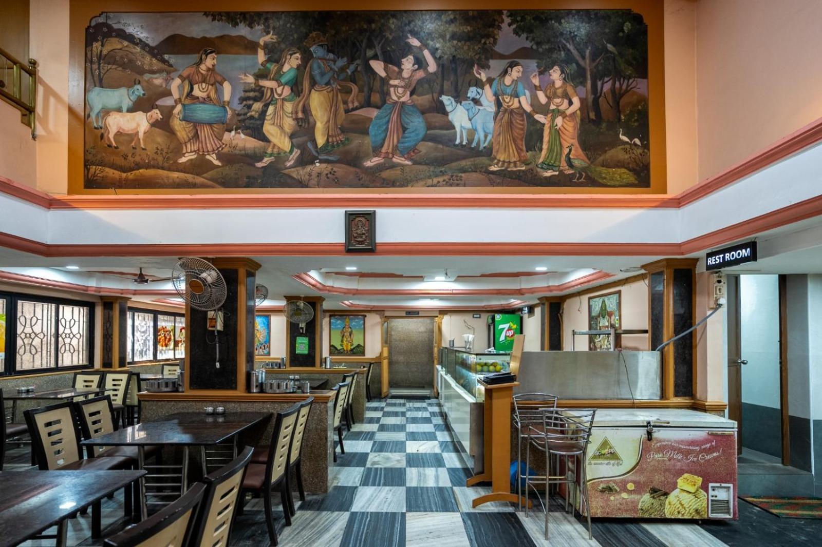 Sree Bharani Hotels Tirunelveli Exteriör bild