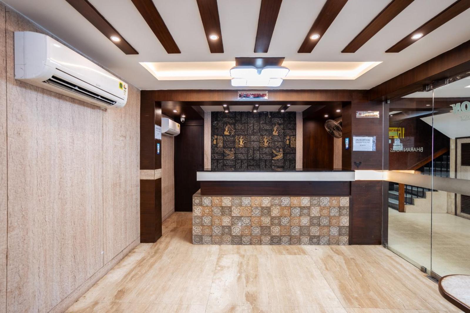 Sree Bharani Hotels Tirunelveli Exteriör bild