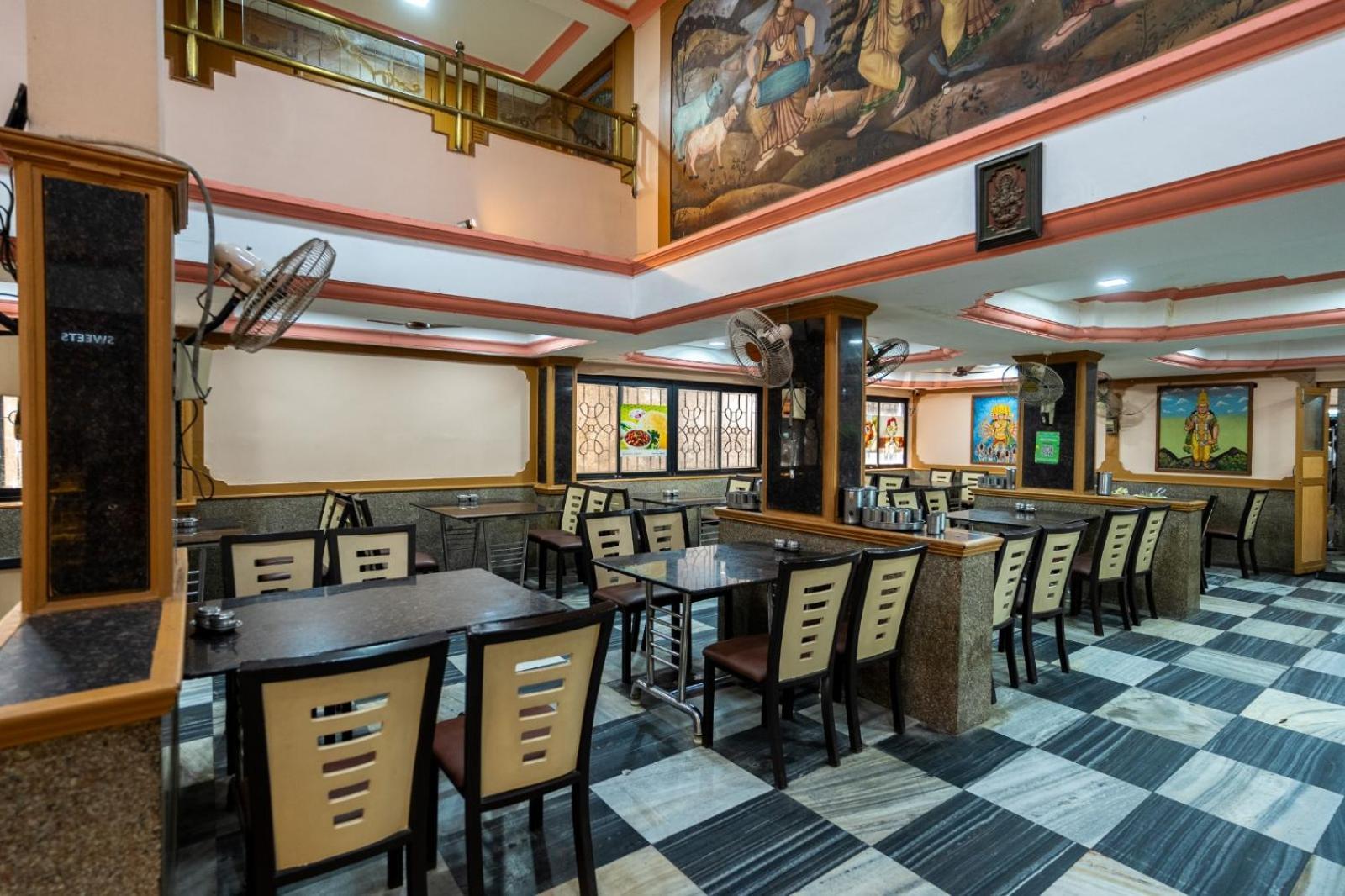 Sree Bharani Hotels Tirunelveli Exteriör bild