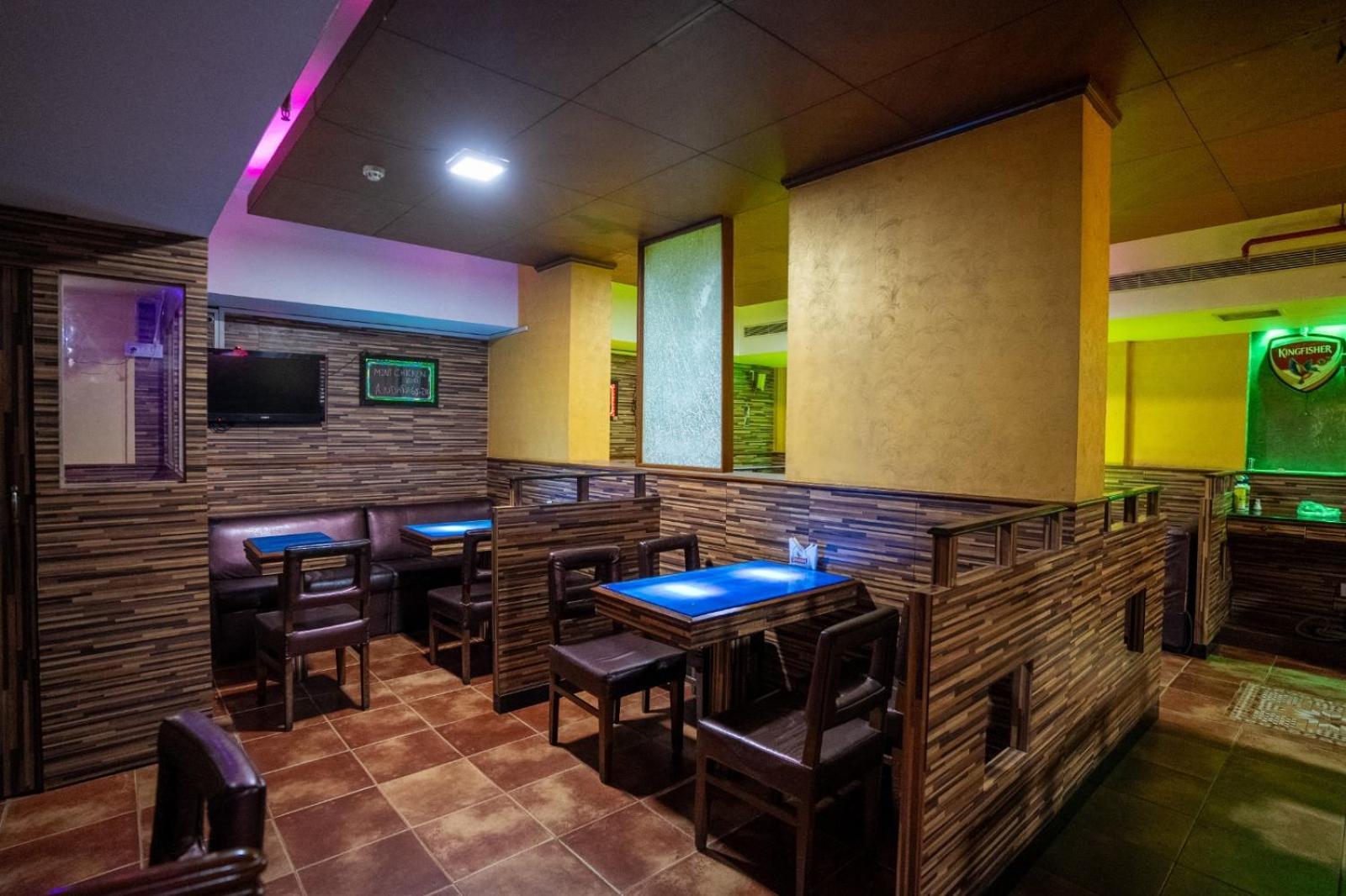 Sree Bharani Hotels Tirunelveli Exteriör bild